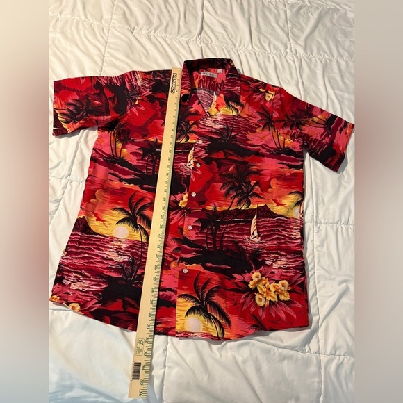 Hawaiian vacation button down Shirt mens L blouse red sunset Hawaii island beach - Picture 8 of 15